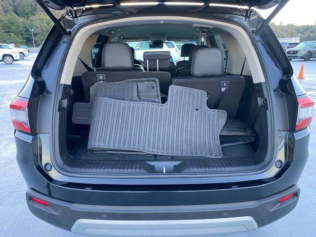 used 2023 Honda Pilot car, priced at $35,888