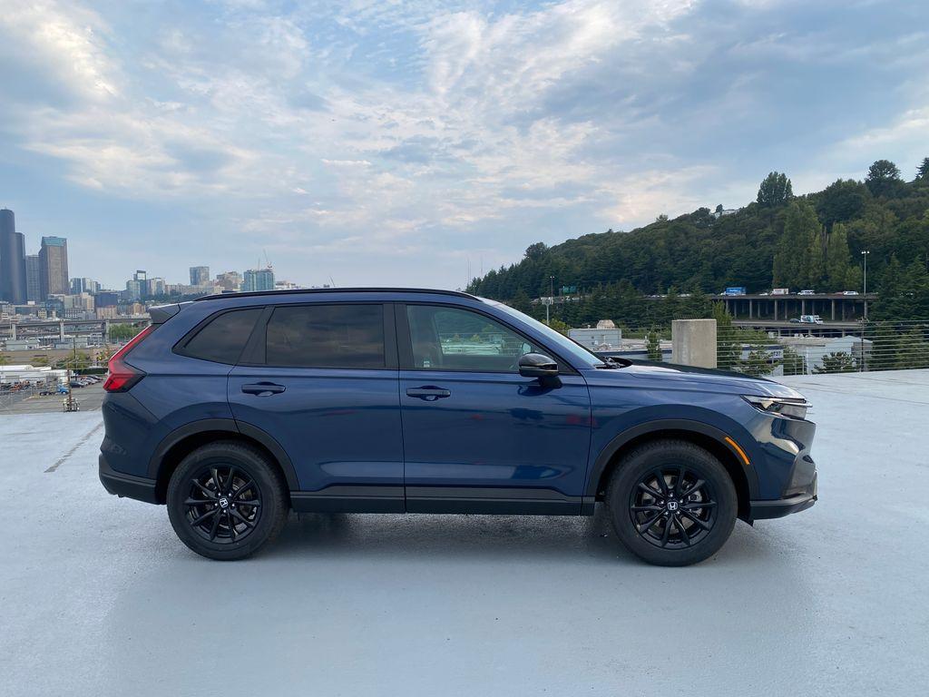 new 2026 Honda CR-V Hybrid car, priced at $37,499
