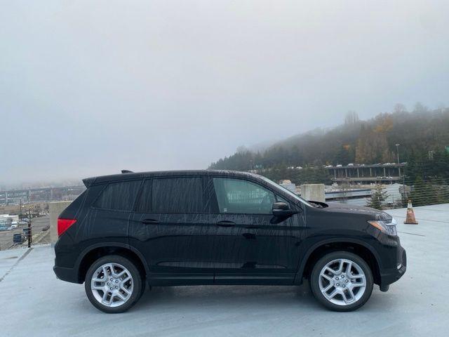 new 2025 Honda Passport car, priced at $42,377