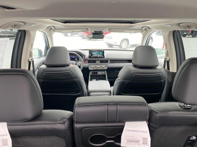 new 2025 Honda Pilot car, priced at $53,077