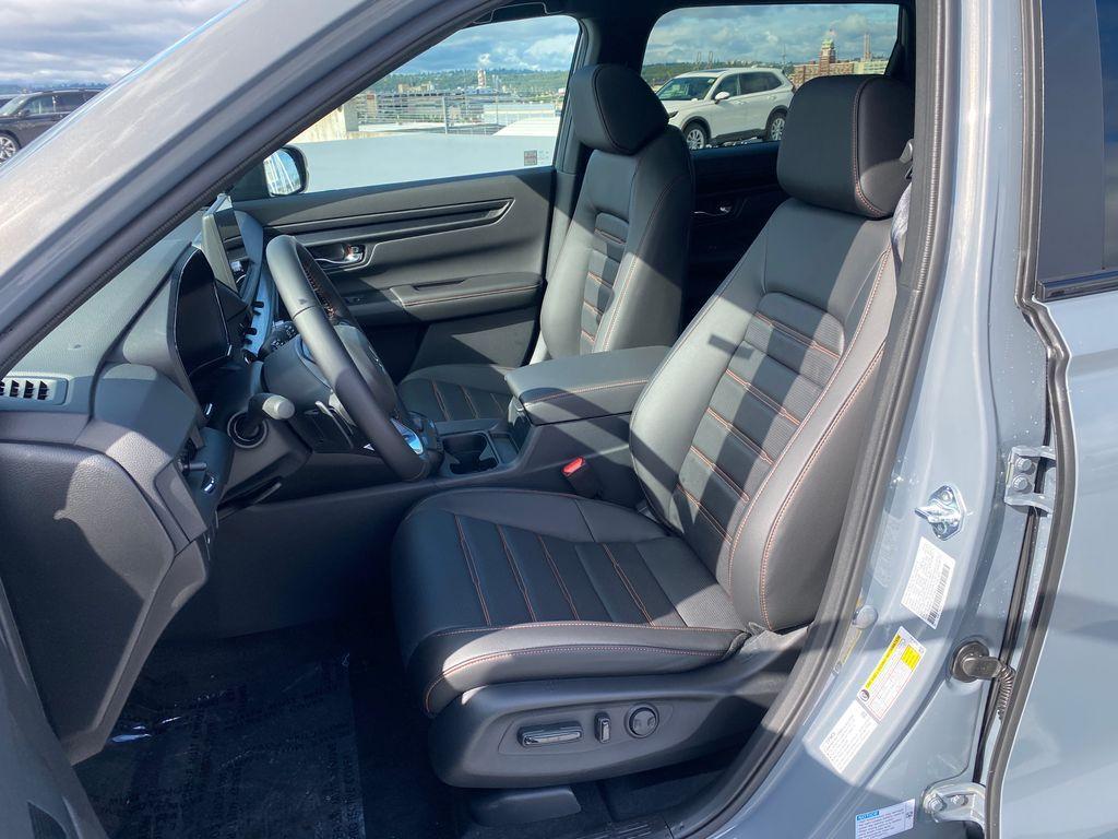 new 2026 Honda CR-V Hybrid car, priced at $41,099