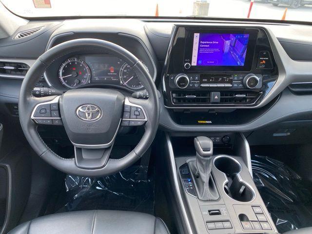 used 2023 Toyota Highlander car, priced at $36,988
