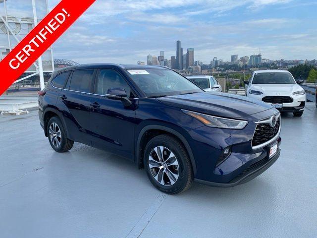 used 2023 Toyota Highlander car, priced at $36,988
