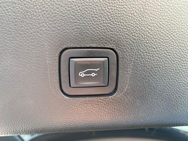 used 2019 Chevrolet Traverse car, priced at $28,988