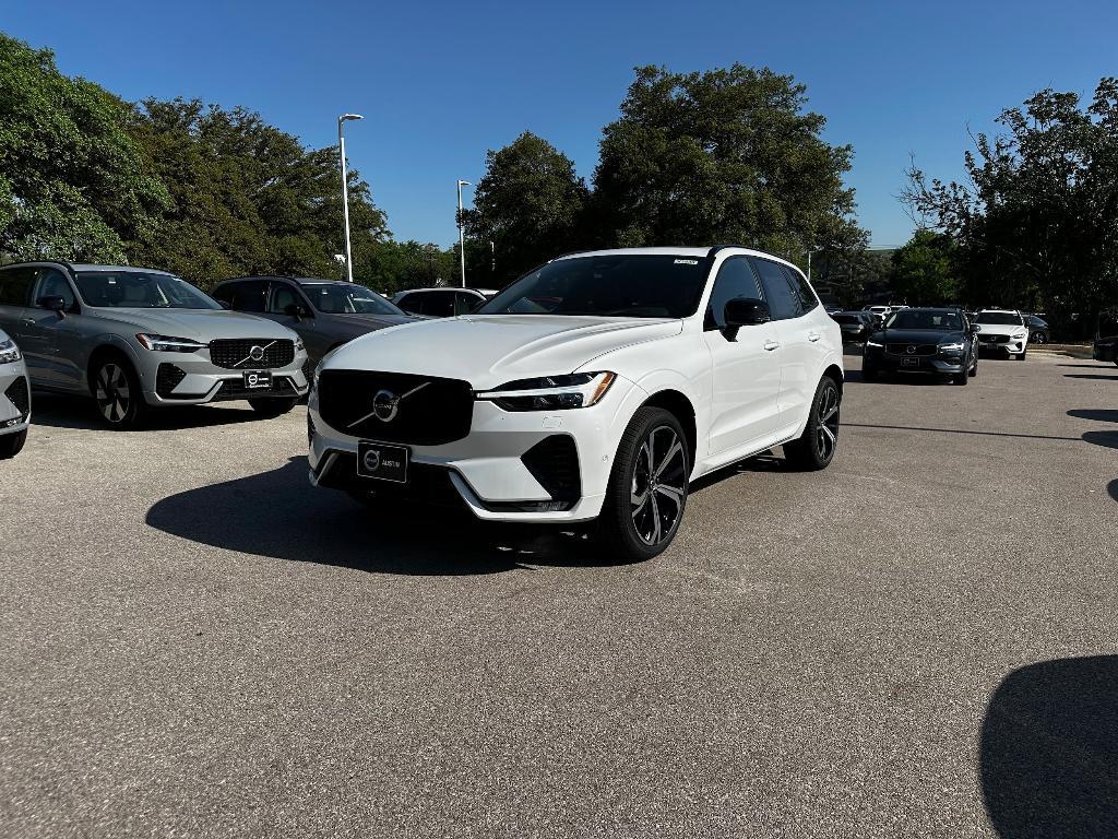 new 2025 Volvo XC60 car, priced at $60,235