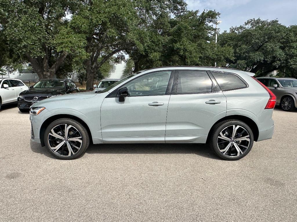 new 2025 Volvo XC60 car, priced at $61,260
