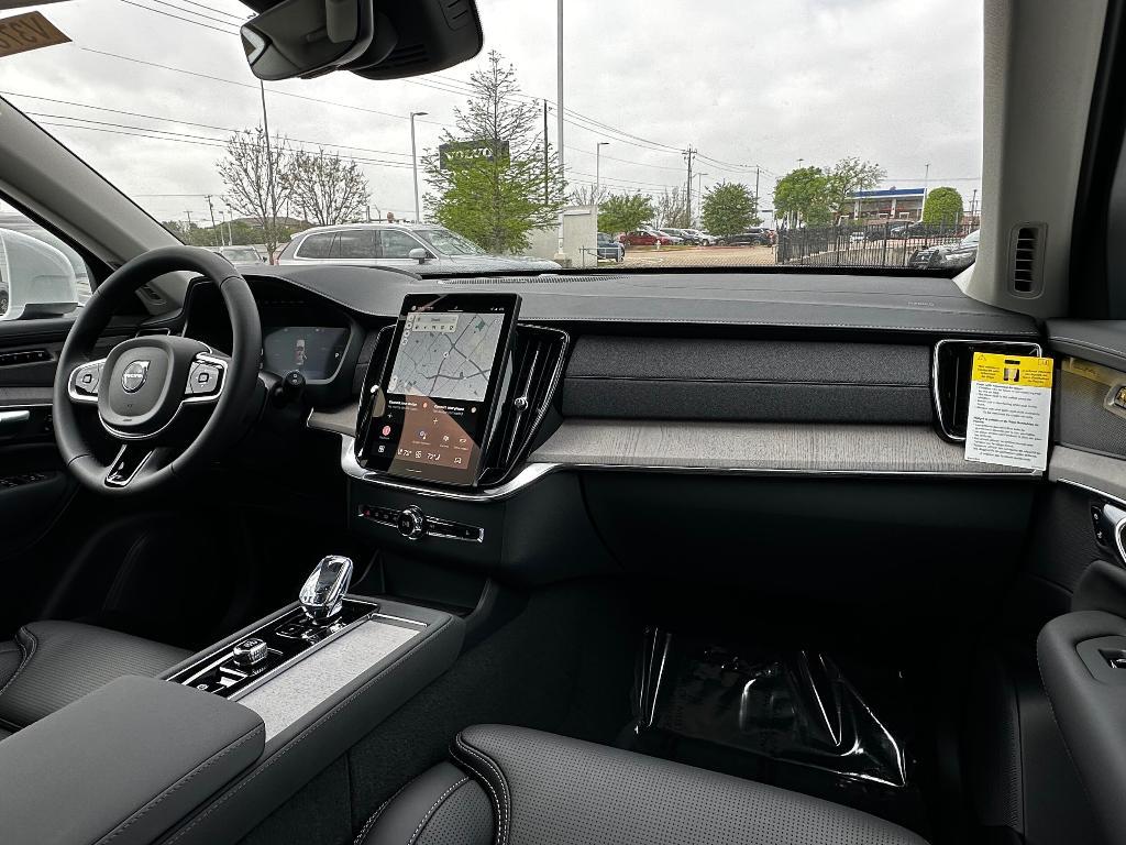 new 2025 Volvo XC90 Plug-In Hybrid car, priced at $82,405