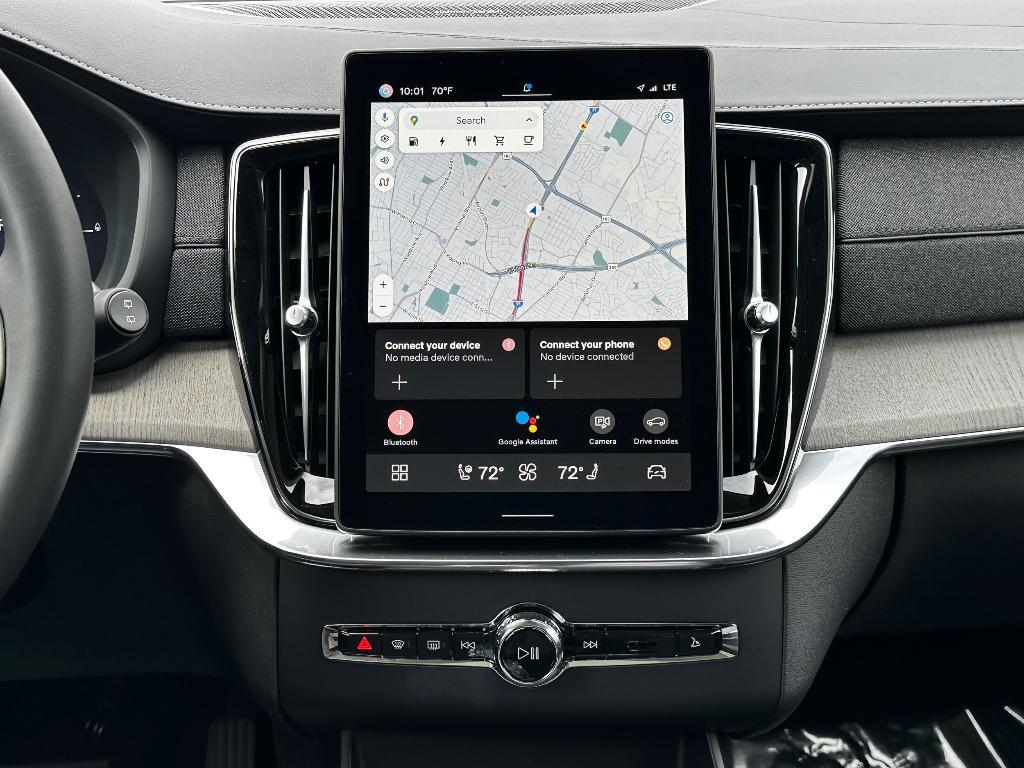new 2025 Volvo XC90 Plug-In Hybrid car, priced at $82,405