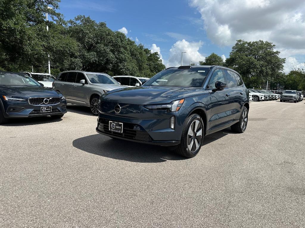 new 2025 Volvo EX90 car, priced at $83,440