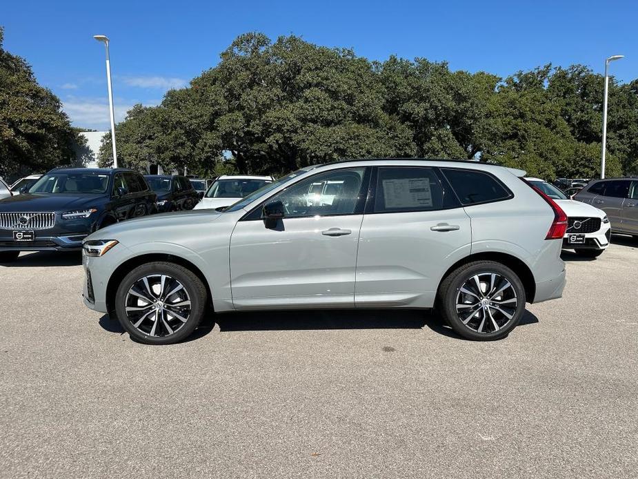 new 2025 Volvo XC60 car, priced at $55,335