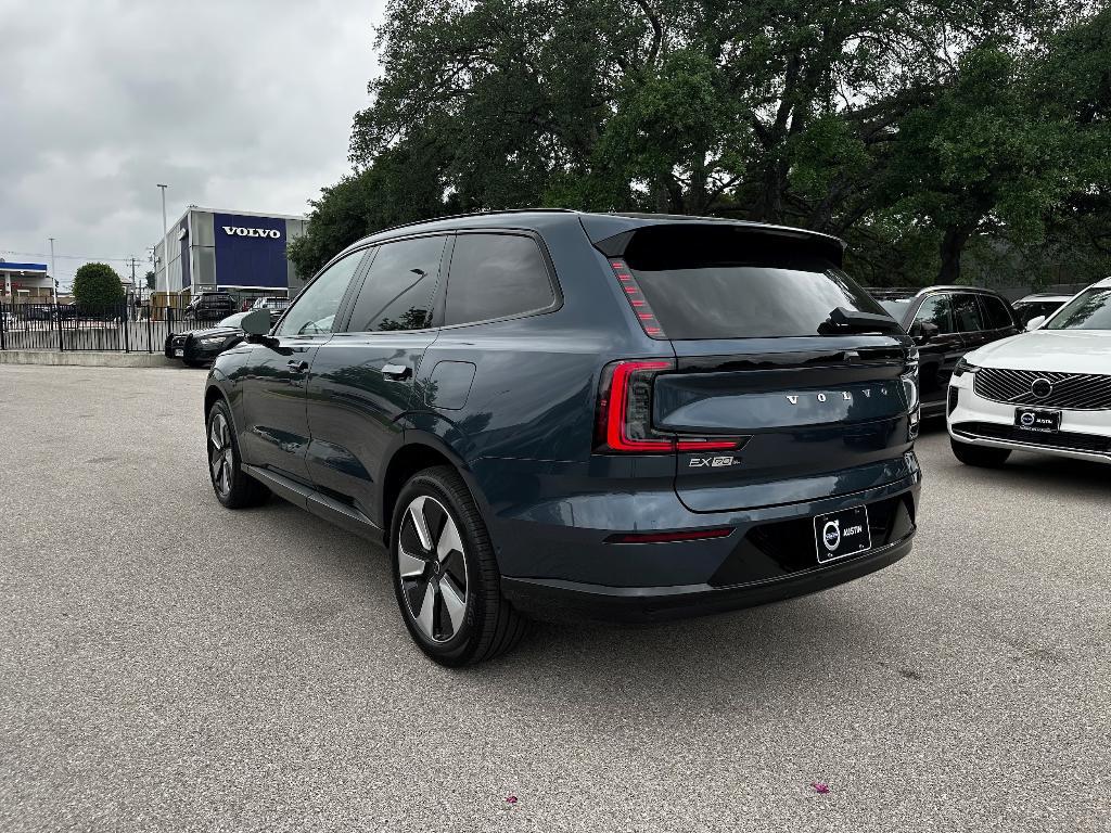 new 2025 Volvo EX90 car, priced at $82,140