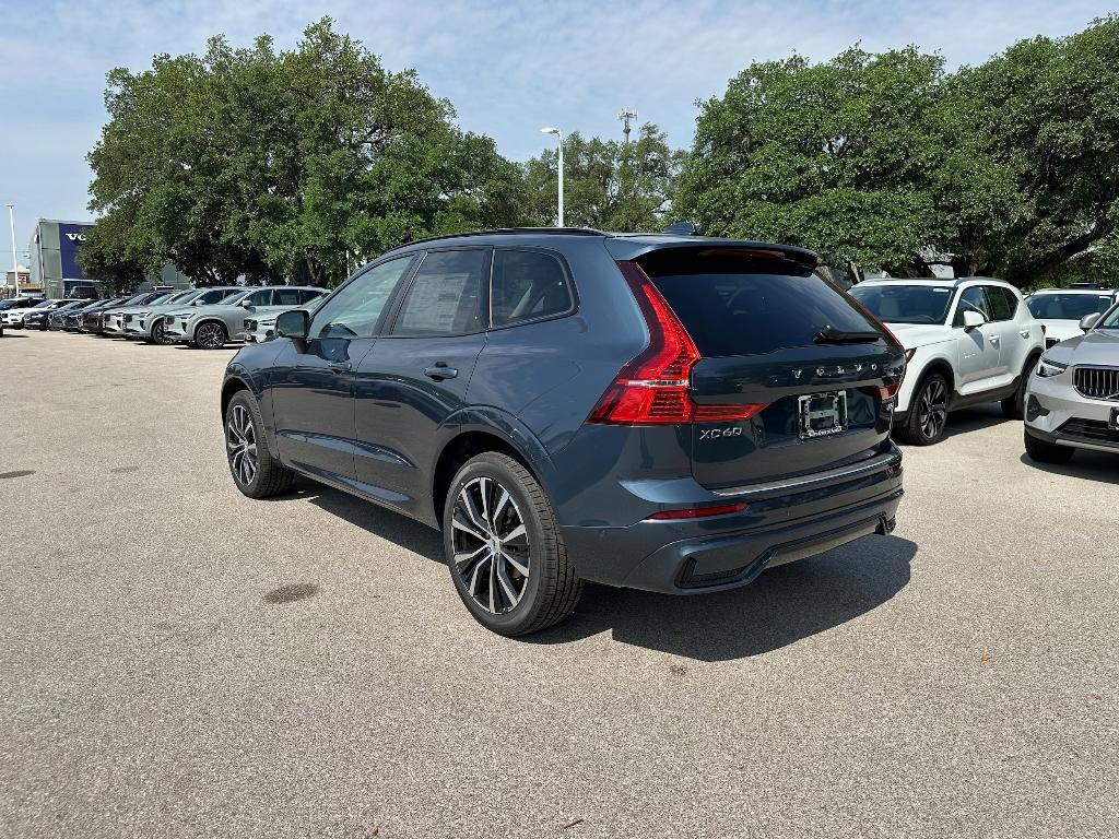new 2025 Volvo XC60 car, priced at $55,360