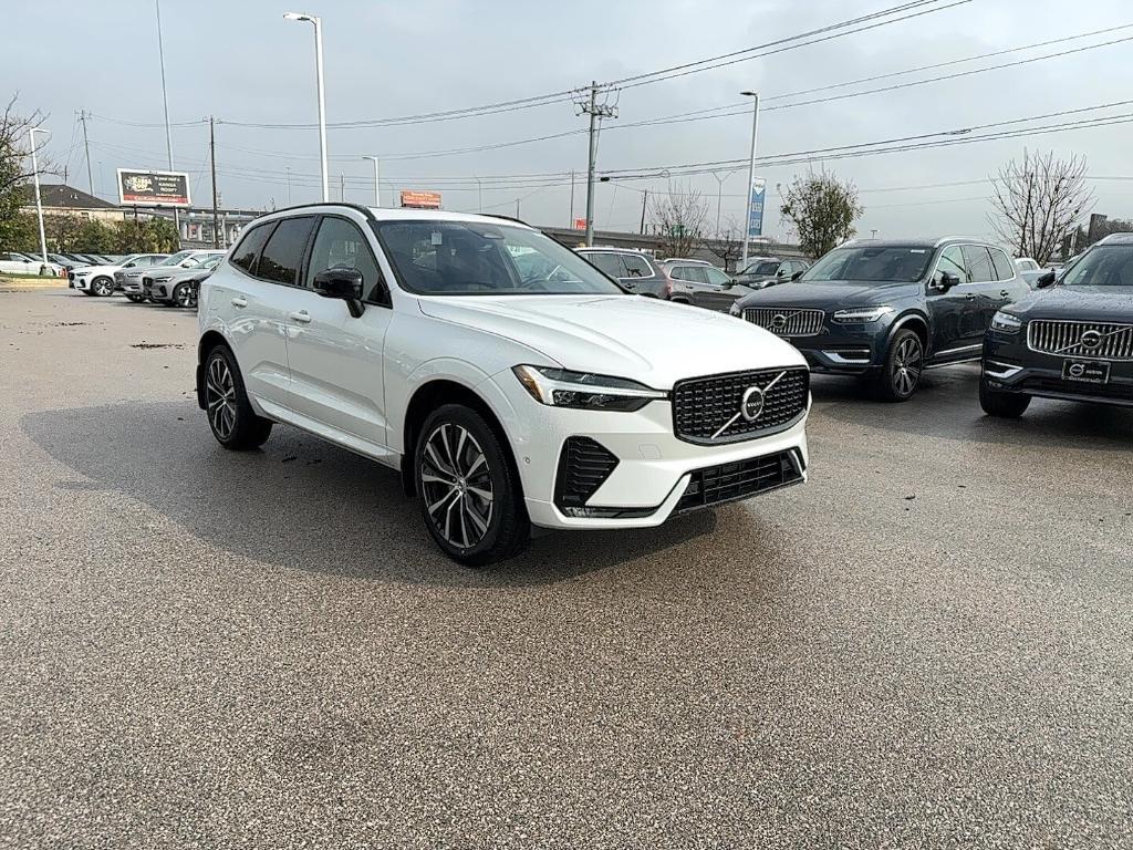 new 2025 Volvo XC60 car, priced at $56,000