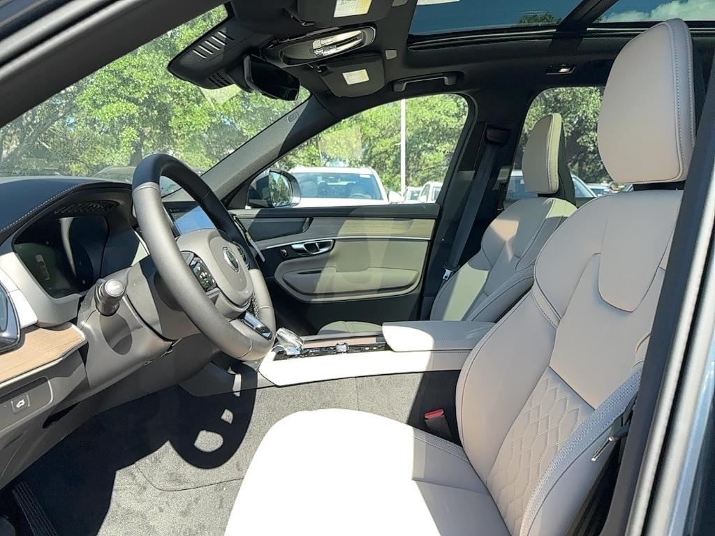 new 2025 Volvo XC90 car, priced at $69,155