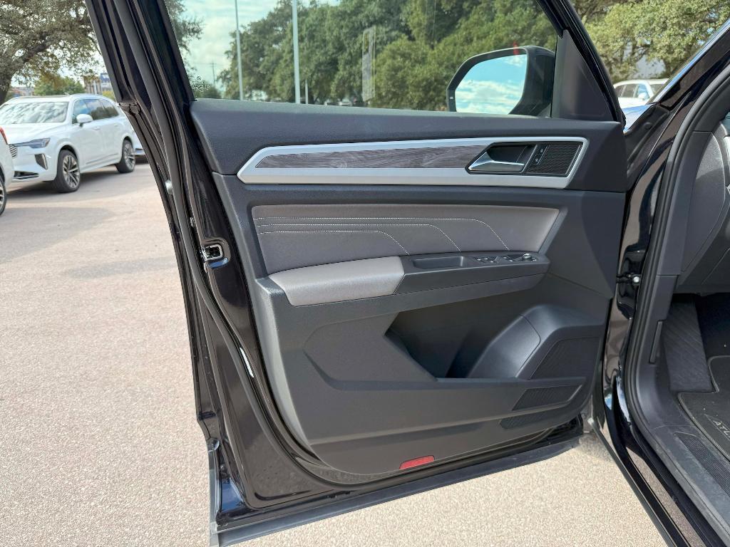 used 2022 Volkswagen Atlas Cross Sport car, priced at $25,995