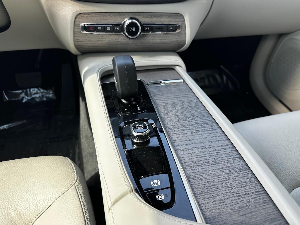 new 2024 Volvo XC90 Recharge Plug-In Hybrid car, priced at $76,570