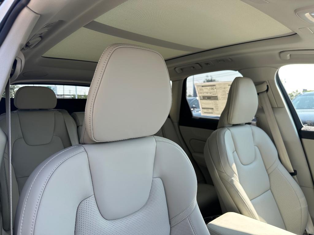 new 2026 Volvo XC60 car, priced at $62,185