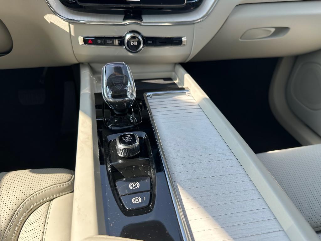 new 2026 Volvo XC60 car, priced at $62,185