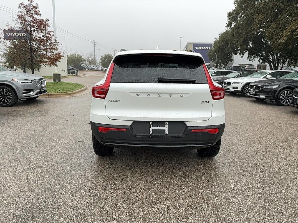 new 2025 Volvo XC40 car, priced at $48,620