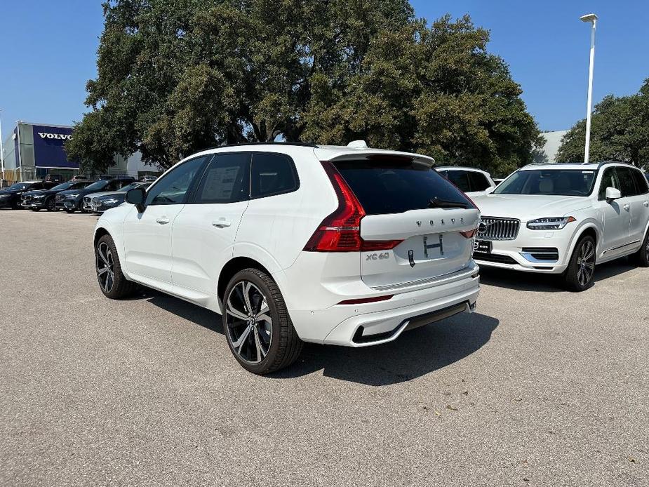 new 2025 Volvo XC60 car, priced at $64,225