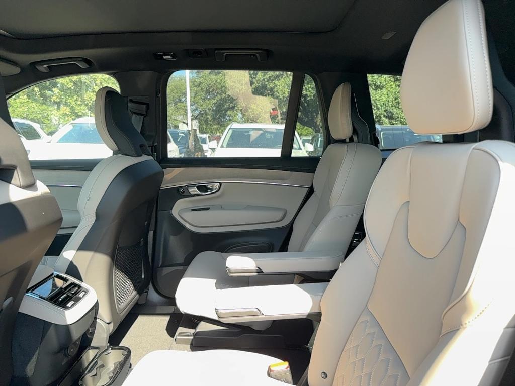 new 2026 Volvo XC90 car, priced at $69,190