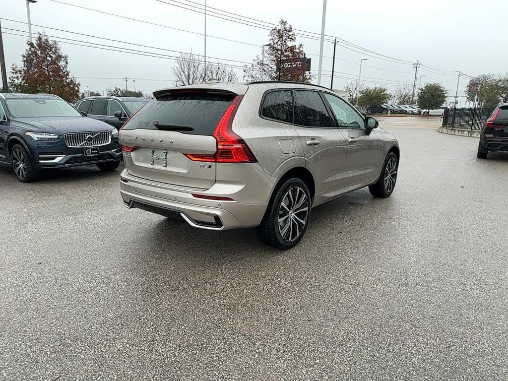 new 2025 Volvo XC60 car, priced at $54,585