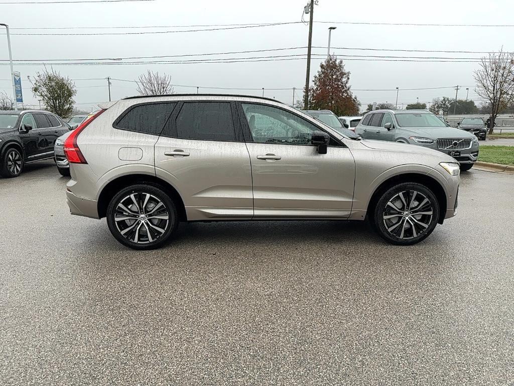 new 2025 Volvo XC60 car, priced at $54,585