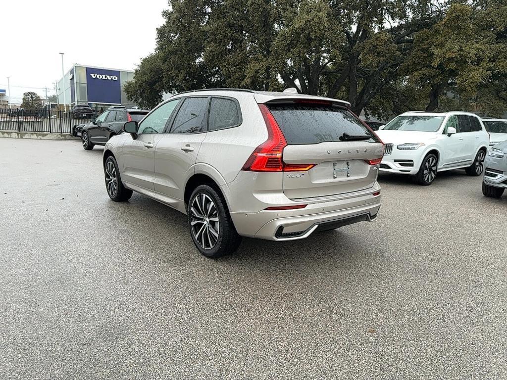 new 2025 Volvo XC60 car, priced at $54,585