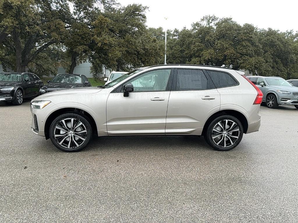 new 2025 Volvo XC60 car, priced at $54,585