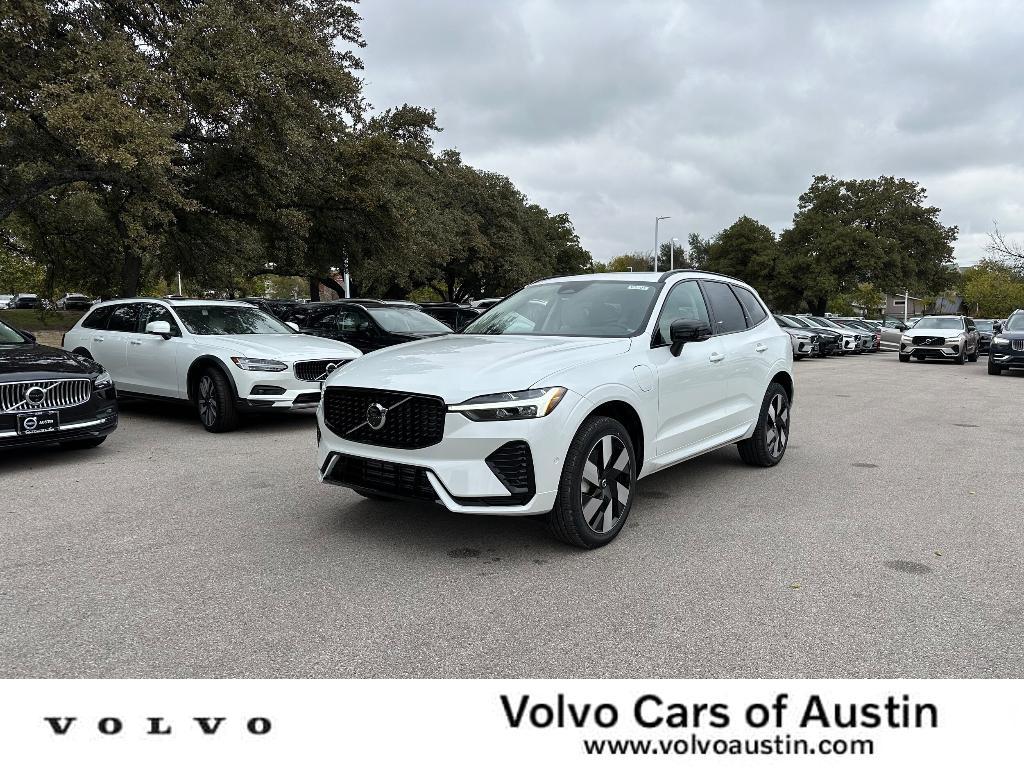 new 2025 Volvo XC60 Plug-In Hybrid car, priced at $65,485