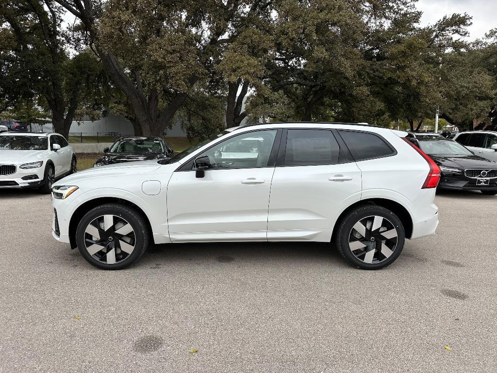 new 2025 Volvo XC60 Plug-In Hybrid car, priced at $65,485