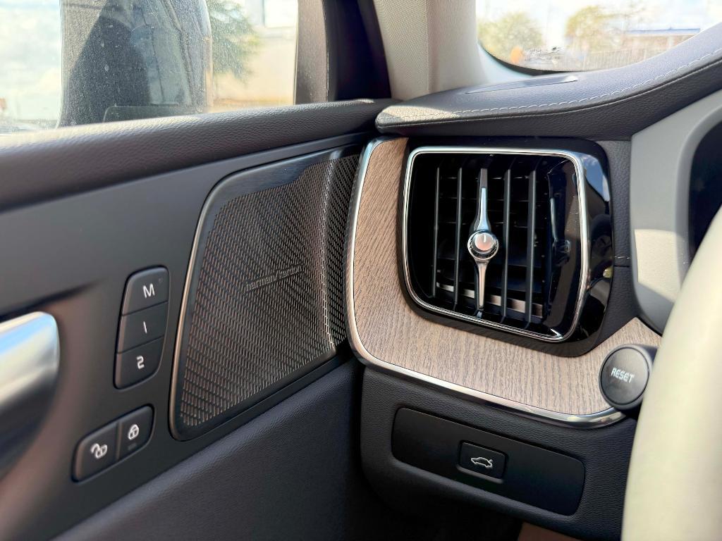 new 2026 Volvo XC60 car, priced at $63,365