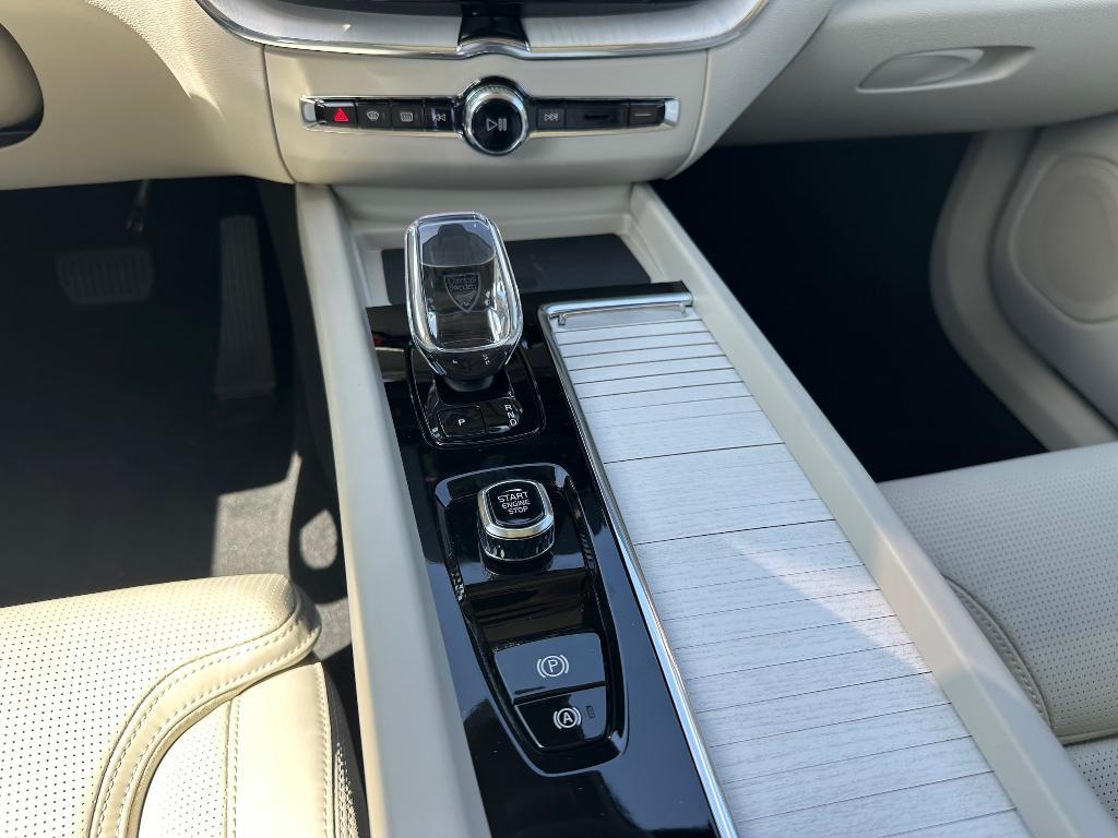 new 2026 Volvo XC60 car, priced at $75,235