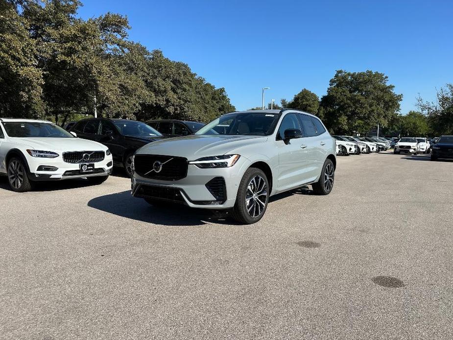 new 2025 Volvo XC60 car, priced at $54,595