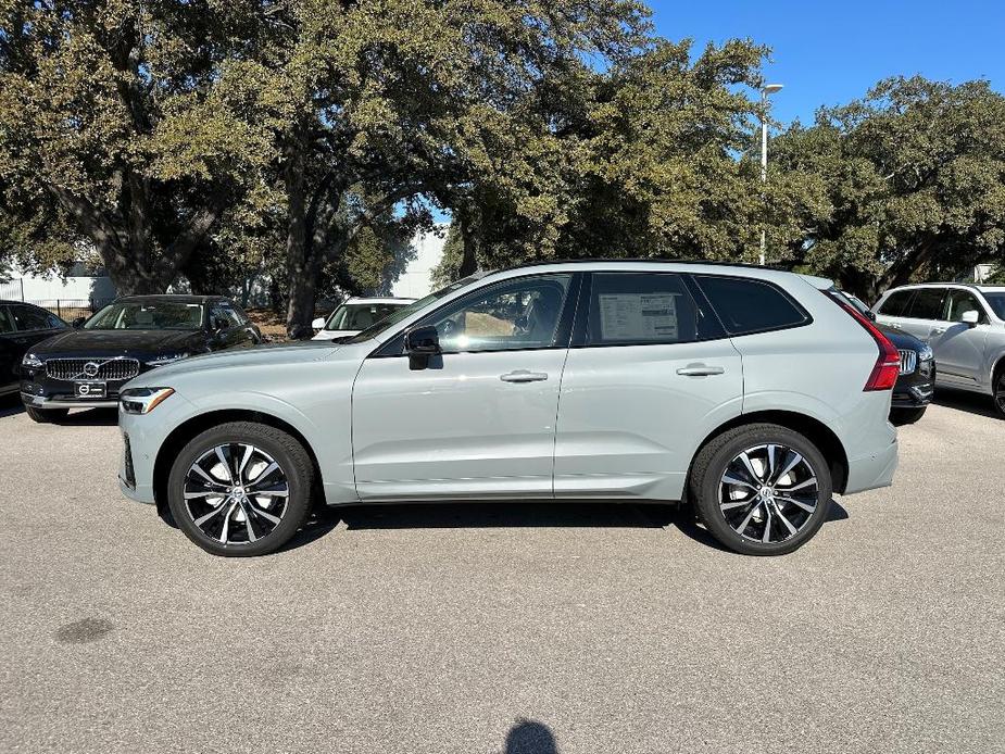 new 2025 Volvo XC60 car, priced at $54,595