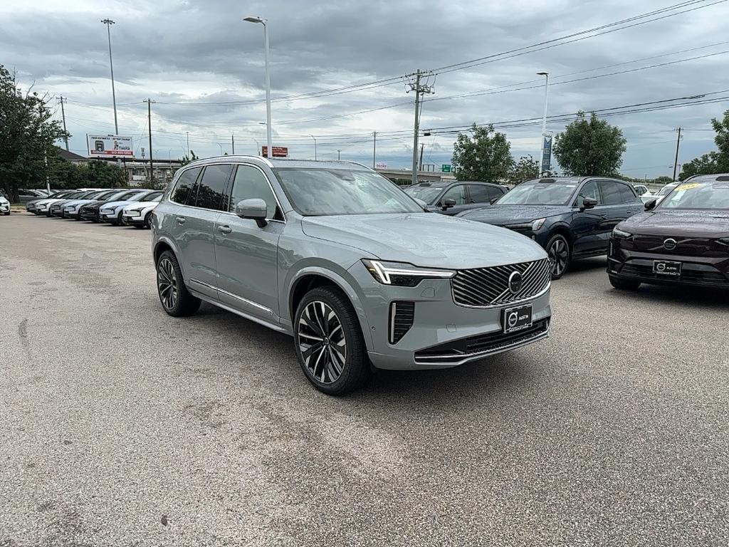 new 2025 Volvo XC90 car, priced at $69,155