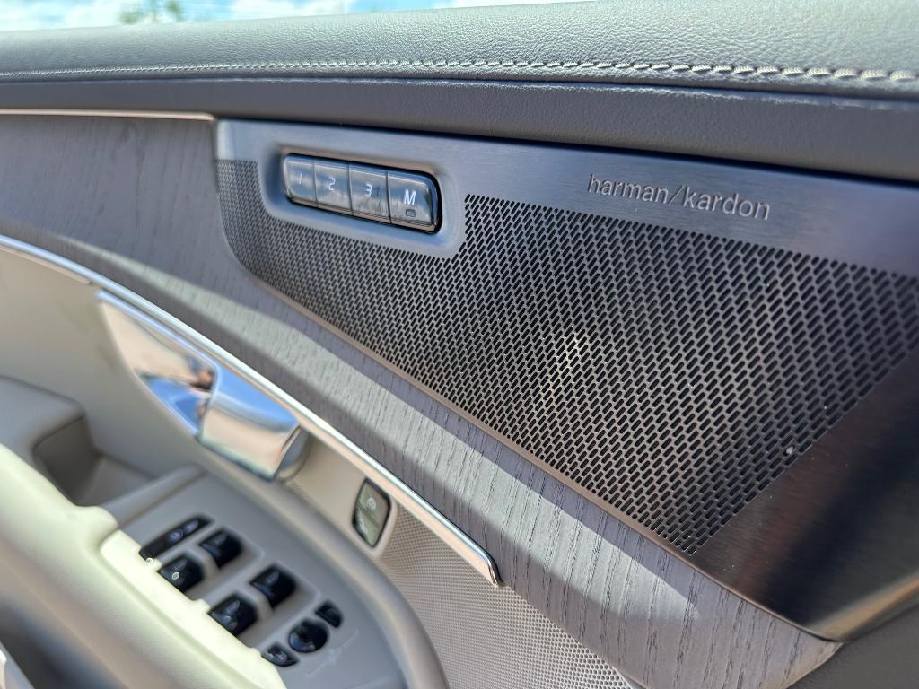 new 2026 Volvo XC90 car, priced at $75,155