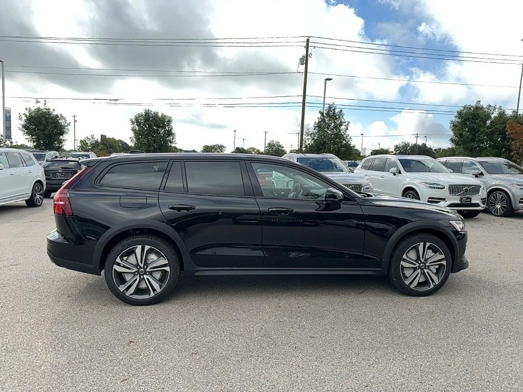 new 2025 Volvo V60 Cross Country car, priced at $53,835