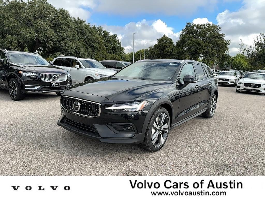 new 2025 Volvo V60 Cross Country car, priced at $53,835