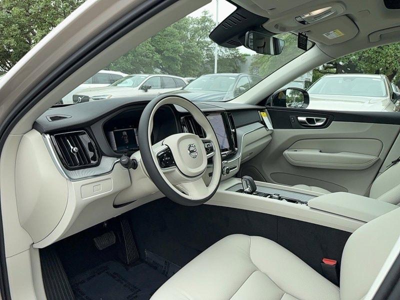new 2025 Volvo XC60 car, priced at $52,860
