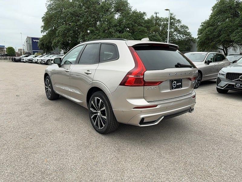 new 2025 Volvo XC60 car, priced at $52,860