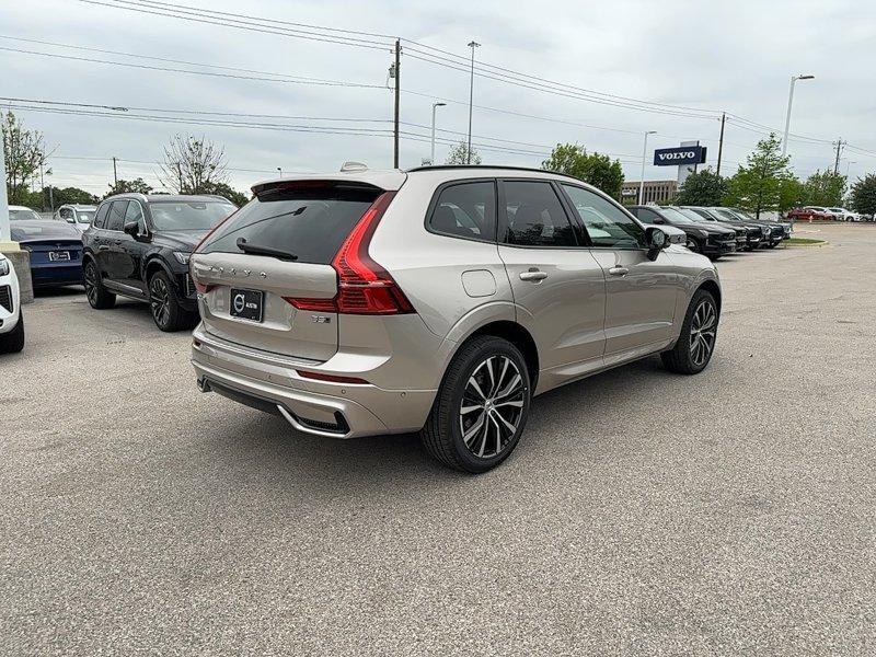 new 2025 Volvo XC60 car, priced at $52,860