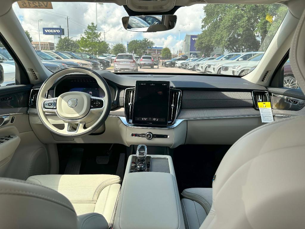 new 2026 Volvo XC90 car, priced at $75,945