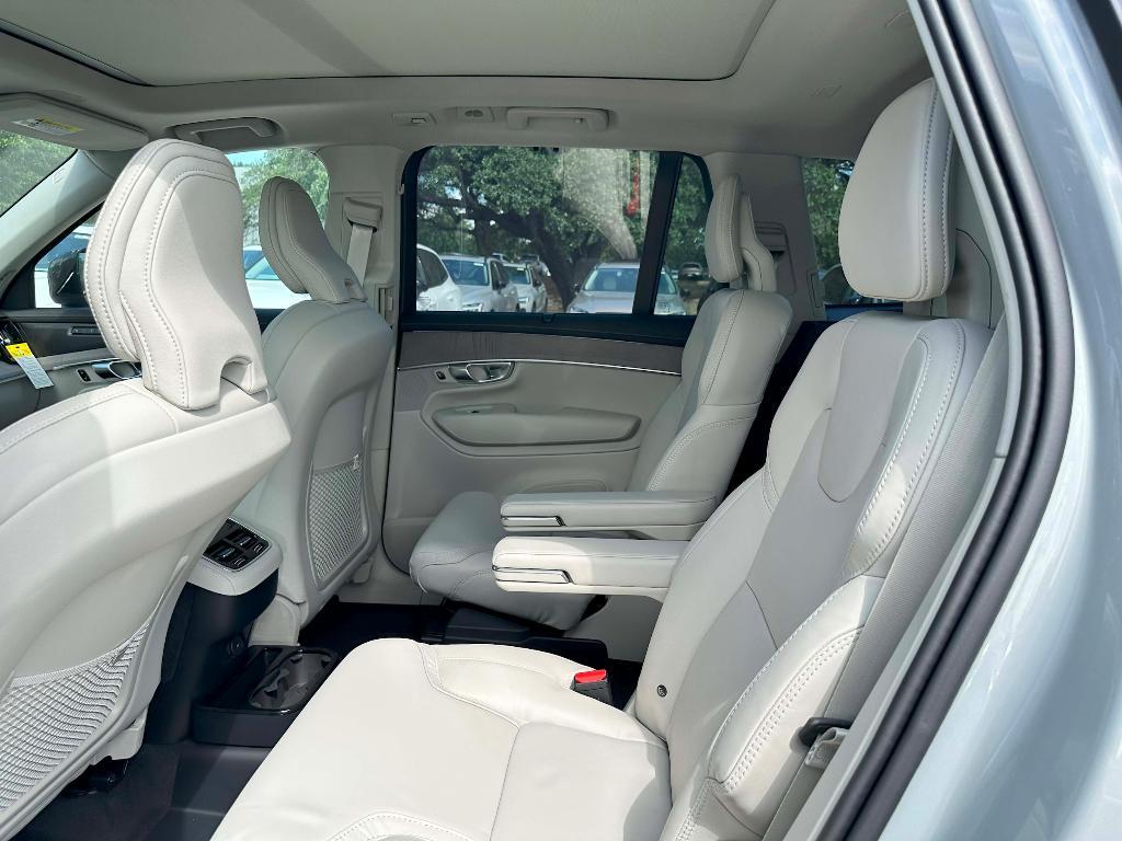 new 2026 Volvo XC90 car, priced at $75,945