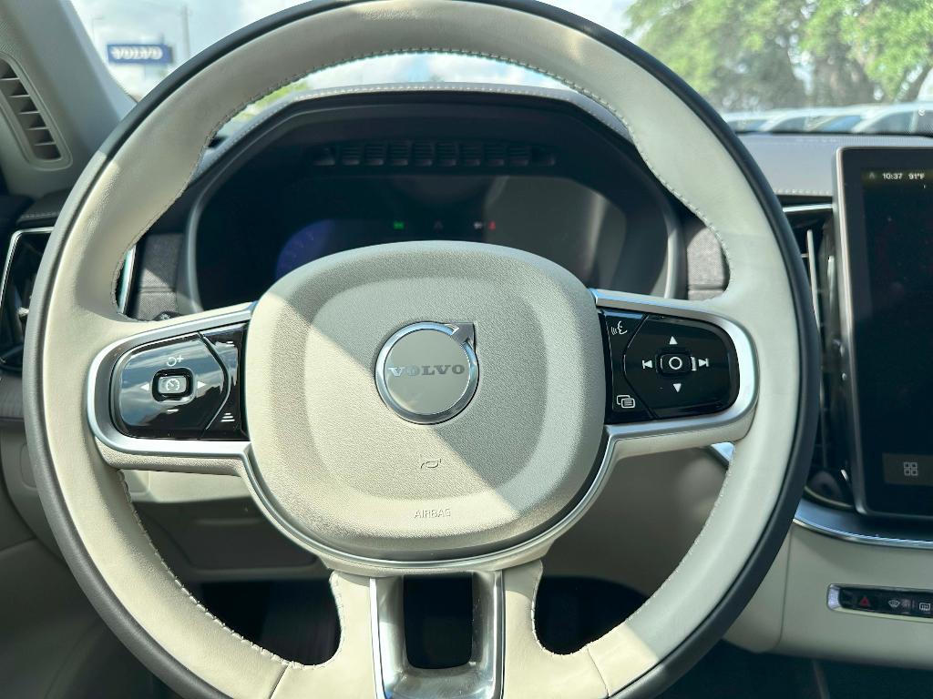 new 2026 Volvo XC90 car, priced at $75,945