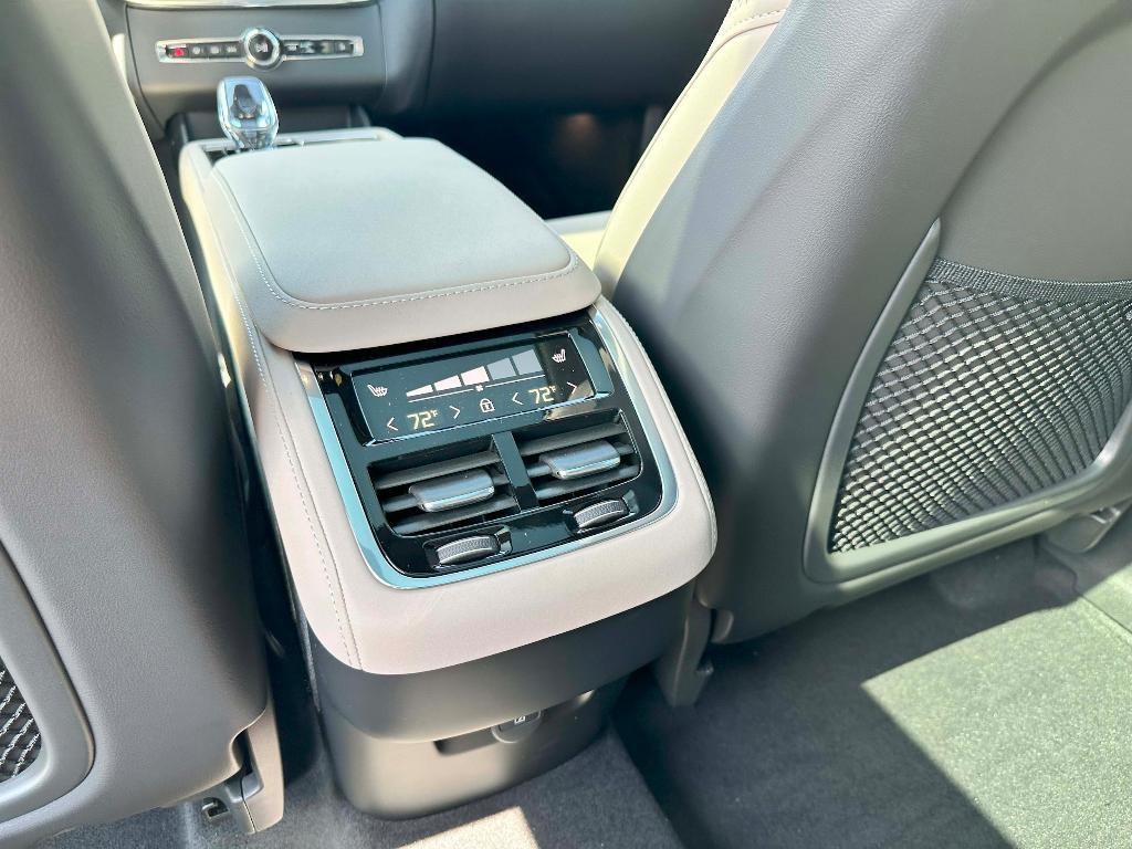 new 2026 Volvo XC90 car, priced at $71,825