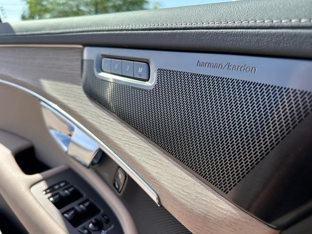 new 2026 Volvo XC90 car, priced at $71,825