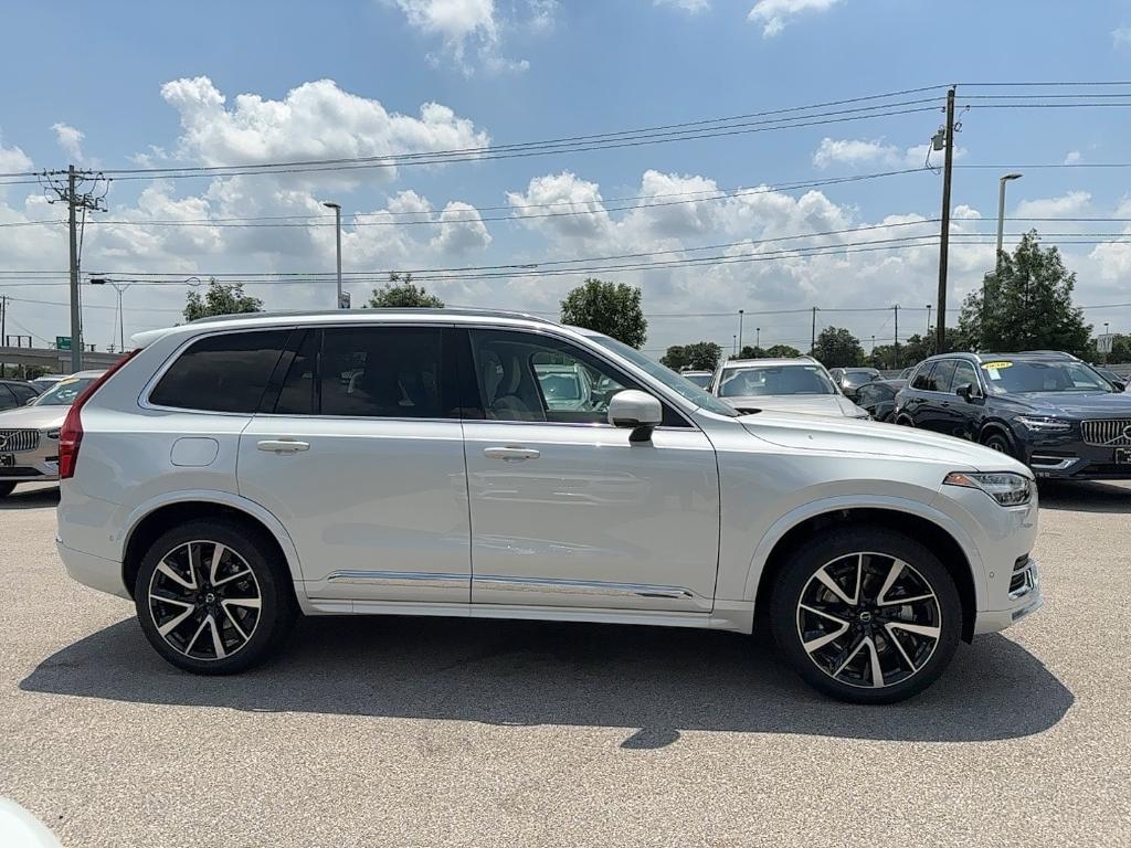 new 2024 Volvo XC90 car, priced at $67,990