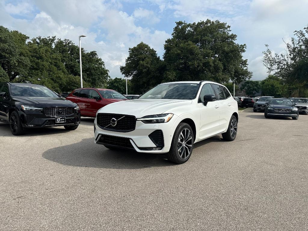 new 2025 Volvo XC60 car, priced at $56,525