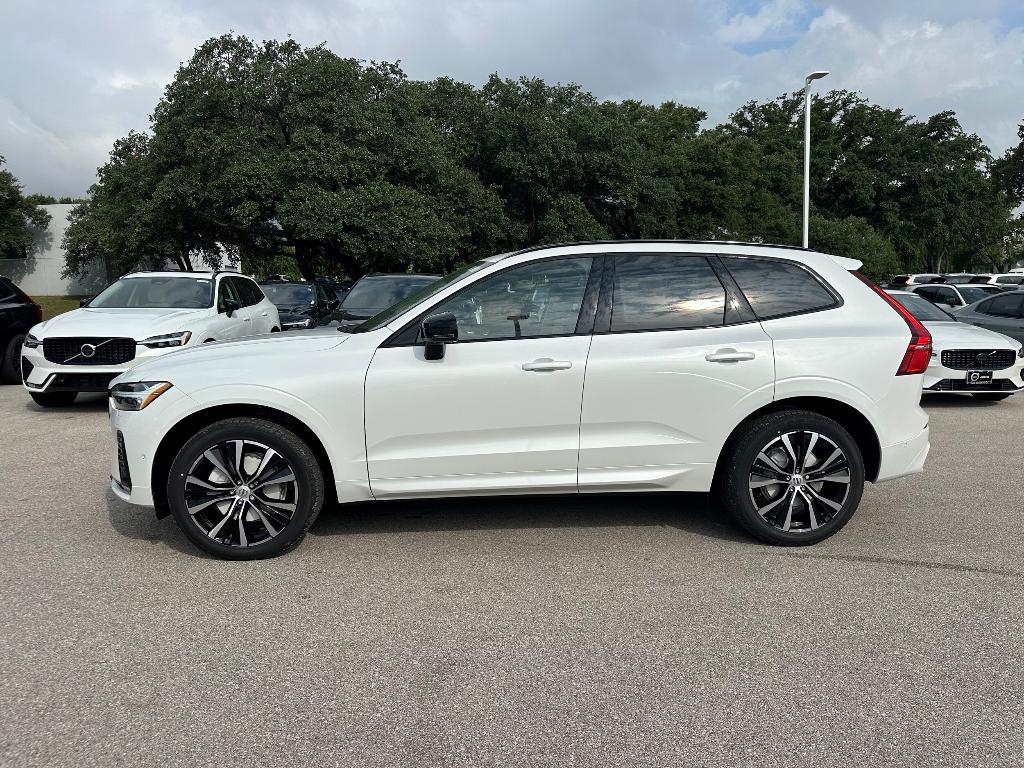 new 2025 Volvo XC60 car, priced at $56,525